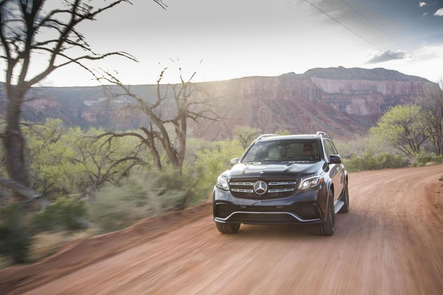  Mercedes-AMG GLS63 4Matic 2016 года  (US) (фото 13 из 30)